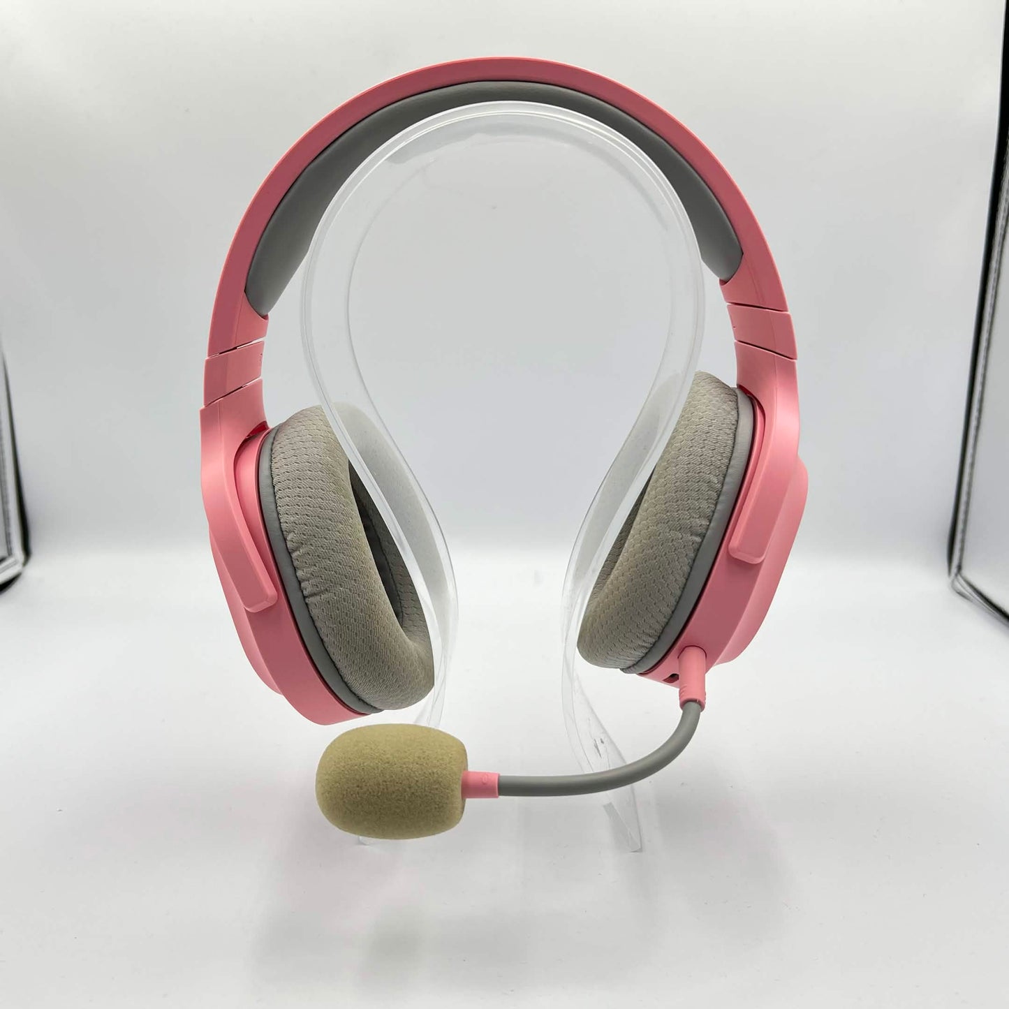 Razer Razer Barracuda X Quartz Over Ear Gaming Headset Pink RZ04-04430300-R3U1