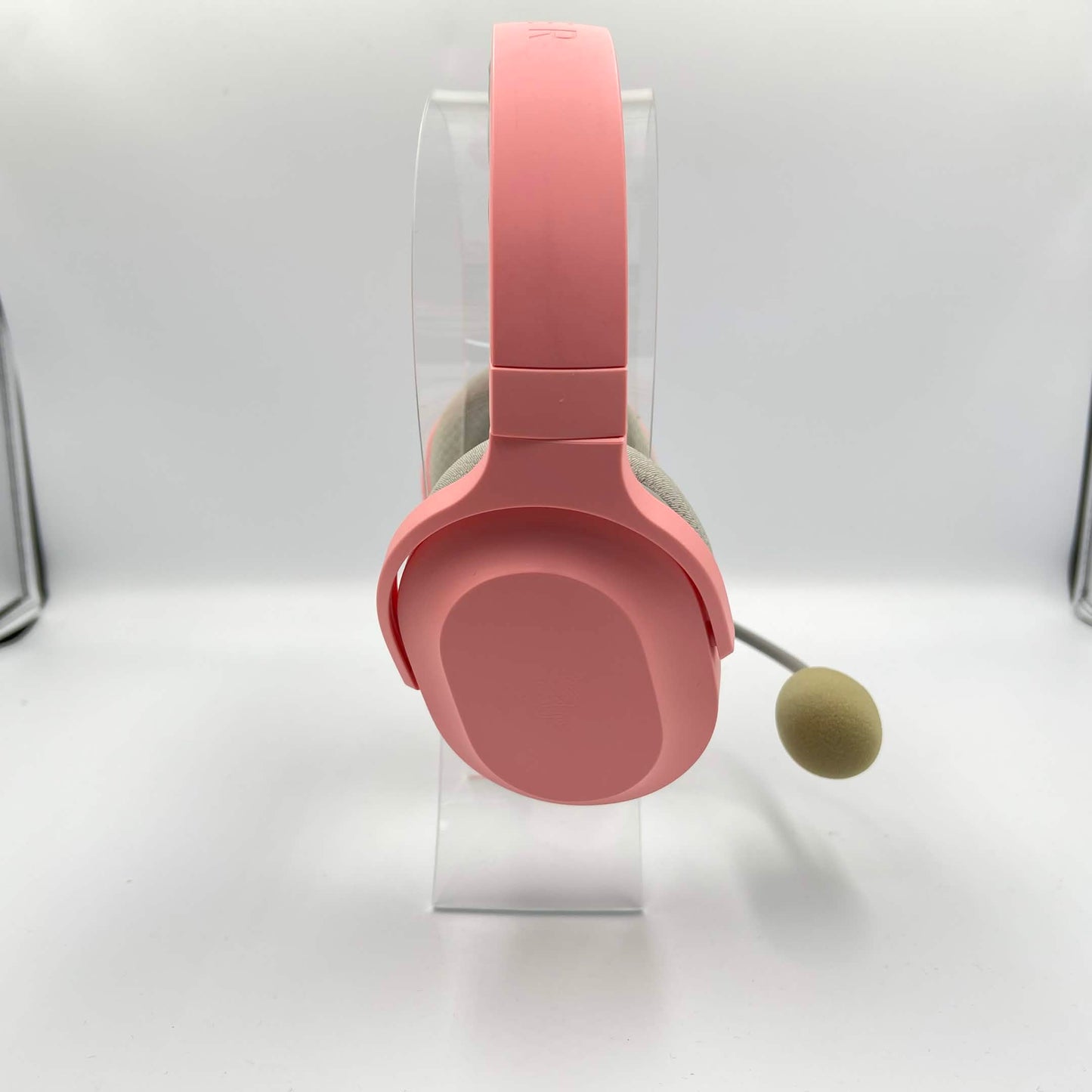 Razer Razer Barracuda X Quartz Over Ear Gaming Headset Pink RZ04-04430300-R3U1