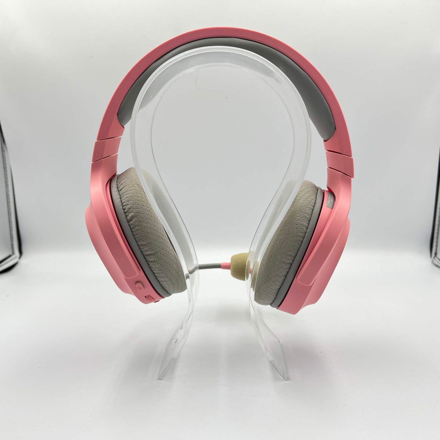 Razer Razer Barracuda X Quartz Over Ear Gaming Headset Pink RZ04-04430300-R3U1
