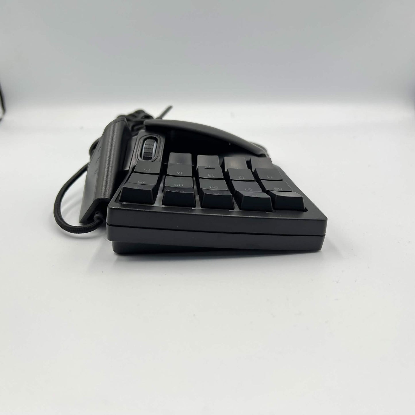 Razer Tartarus V2 Gaming keypad RZ07-02270100-R3U1