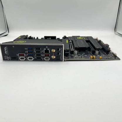 MSi MAG X870 TOMAHAWK WIFI AM5 AMD Ryzen 7 9800X3D 8 Core 4.70GHz ATX