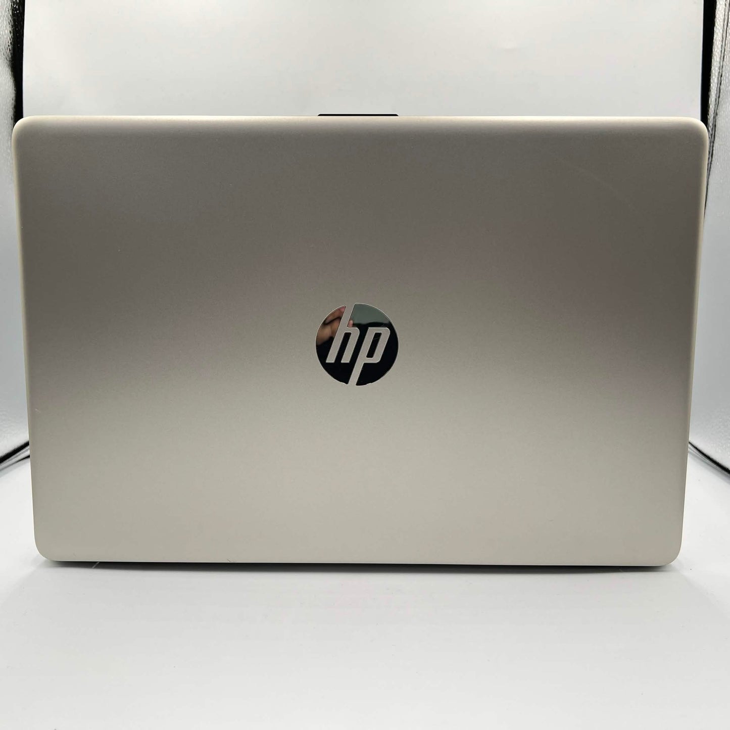HP Laptop 15-TDW200 15.6" i5-1035G1 1.0GHz 12GB RAM 1TB HDD
