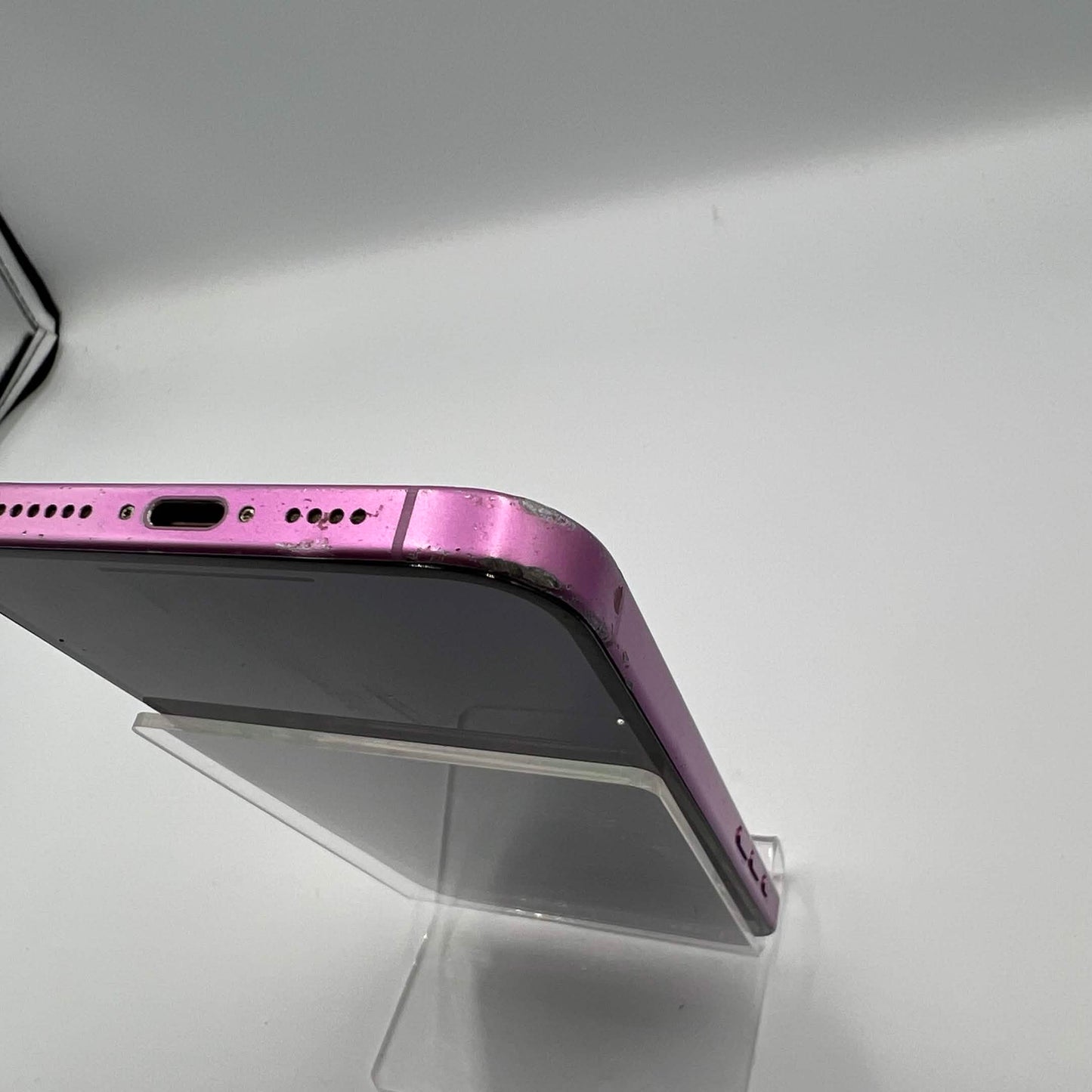Factory Unlocked Apple iPhone 16 Plus 128GB Pink MXUV3LL/A