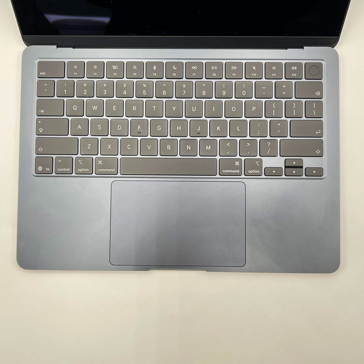 2025 Apple MacBook Air 13" M5 10C GPU 4.6GHz 16GB RAM 1TB SSD A3449