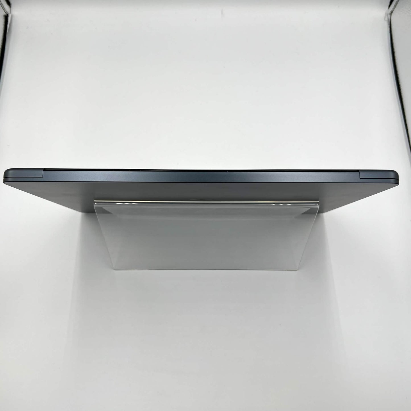 2025 Apple MacBook Air 13" M5 10C GPU 4.6GHz 16GB RAM 1TB SSD A3449