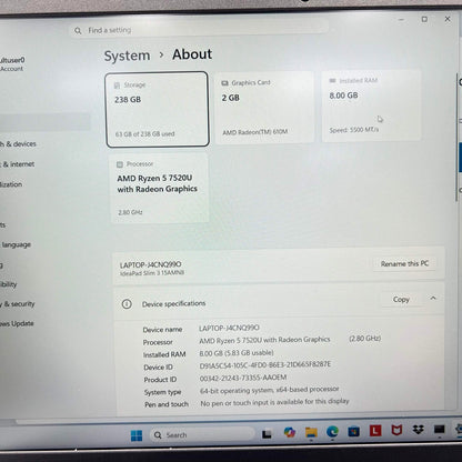 Lenovo IdeaPad Slim 3 15AMN8 15.6" Ryzen 5 7520U 2.8GHz 8GB RAM 256GB SSD