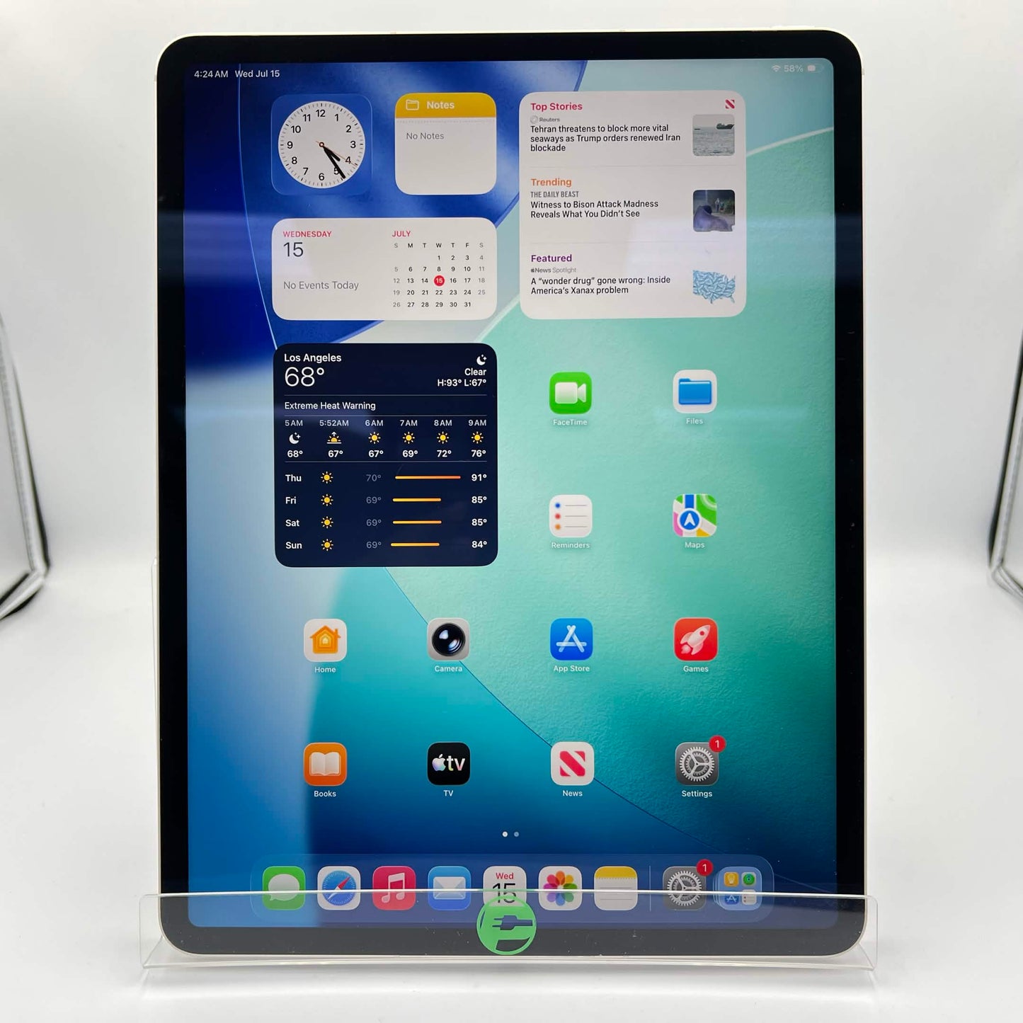 Factory Unlocked Apple iPad Air 13" M3 128GB Starlight MCJ34LL/A