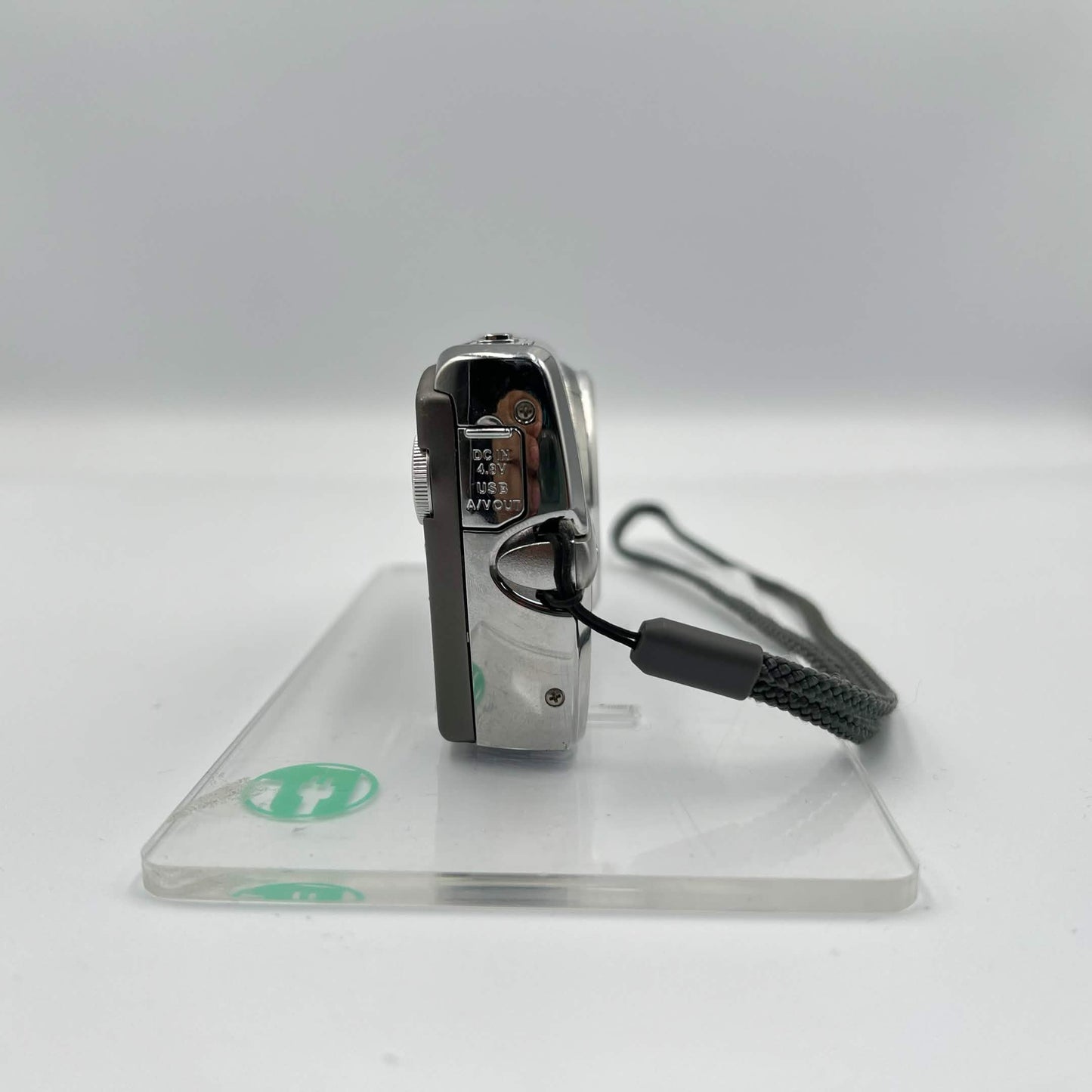 Olympus Stylus  1010 1010 10.1MP Compact Digital Camera
