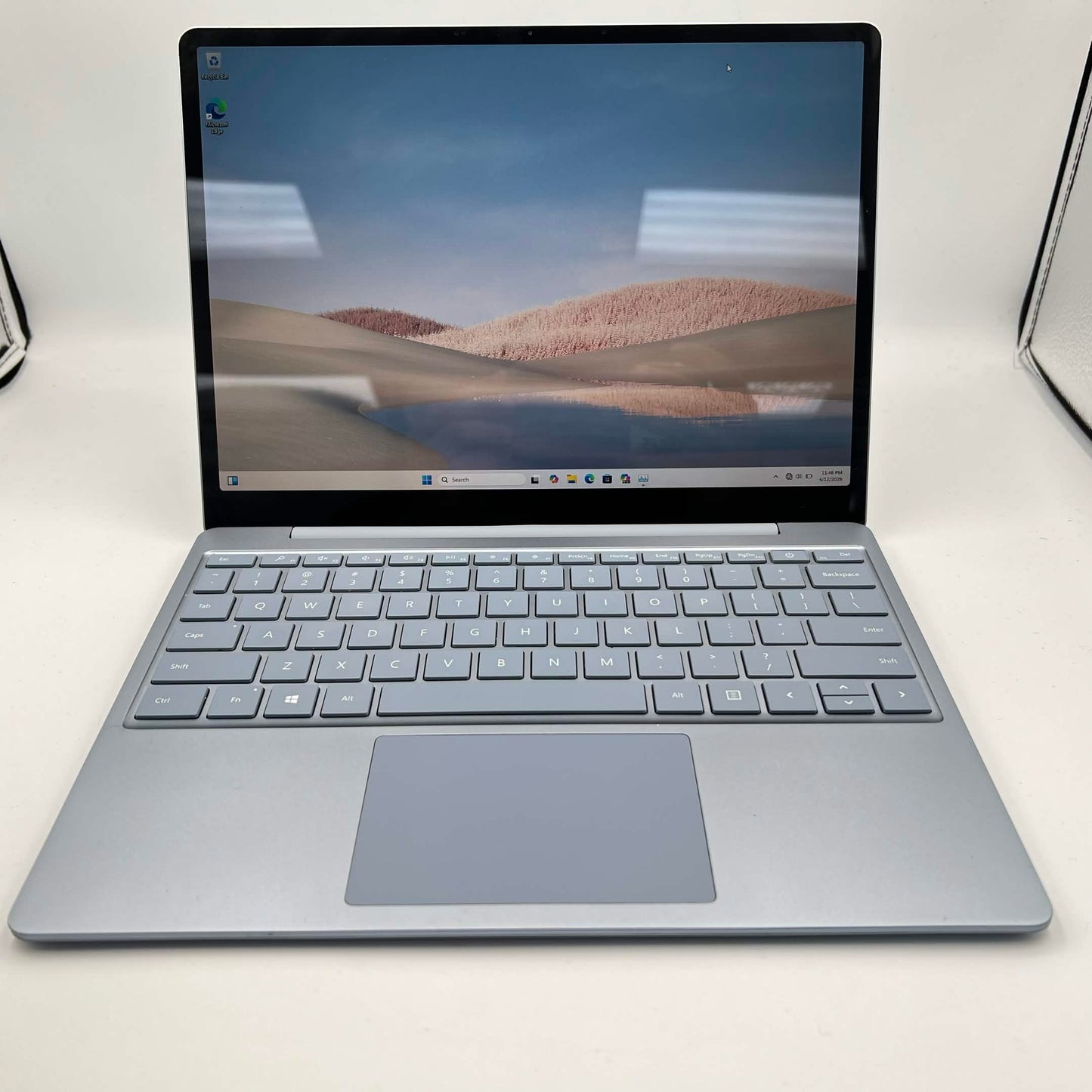 Microsoft Surface Laptop Go 1 1943 12.4" i5-1035G1 1.0GHz 8GB RAM 128GB SSD