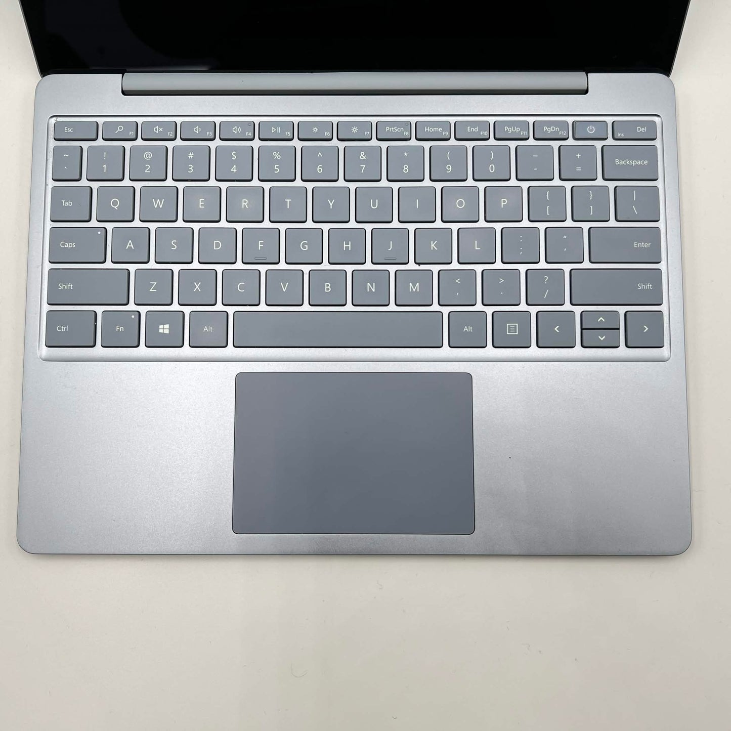 Microsoft Surface Laptop Go 1 1943 12.4" i5-1035G1 1.0GHz 8GB RAM 128GB SSD