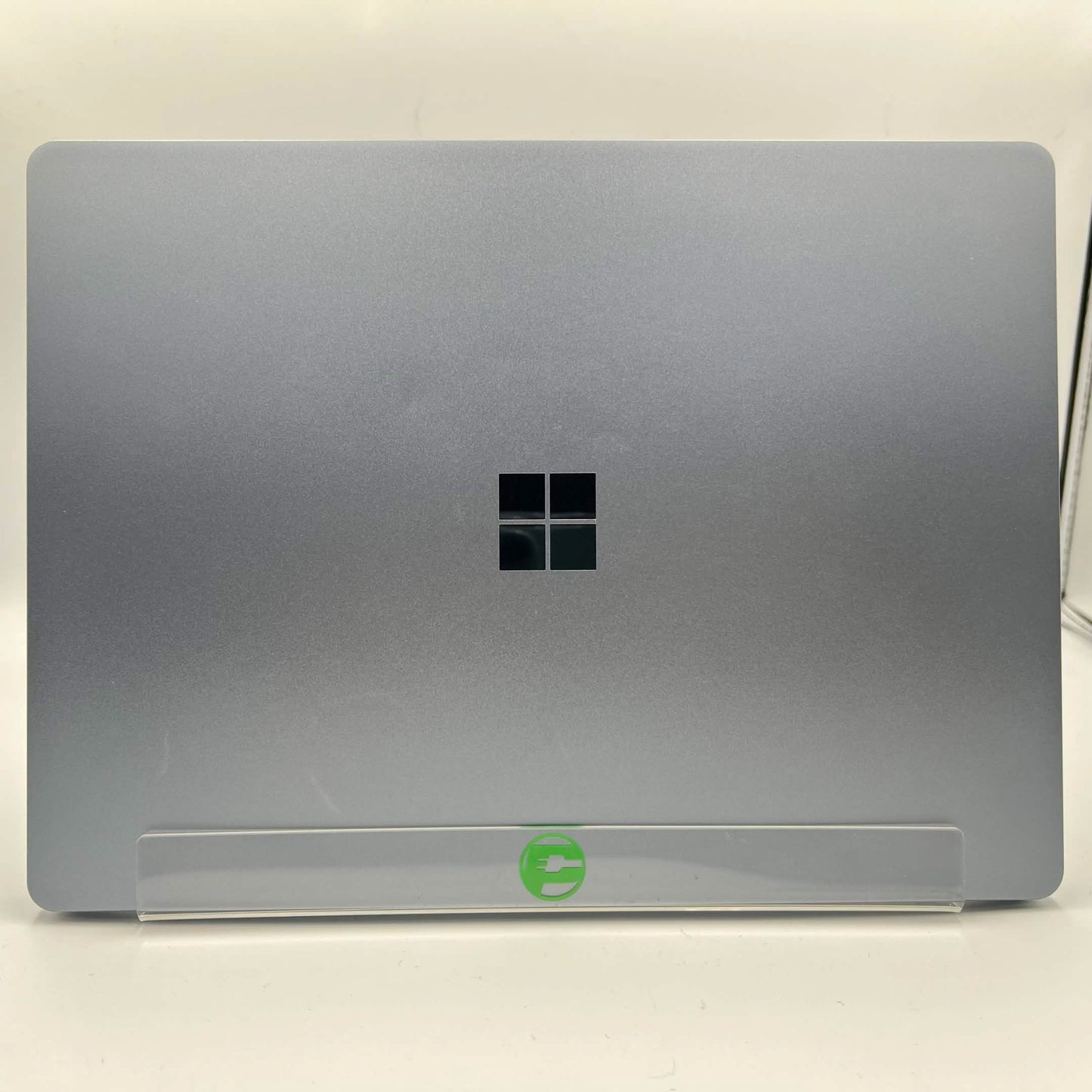 Microsoft Surface Laptop Go 1 1943 12.4" i5-1035G1 1.0GHz 8GB RAM 128GB SSD