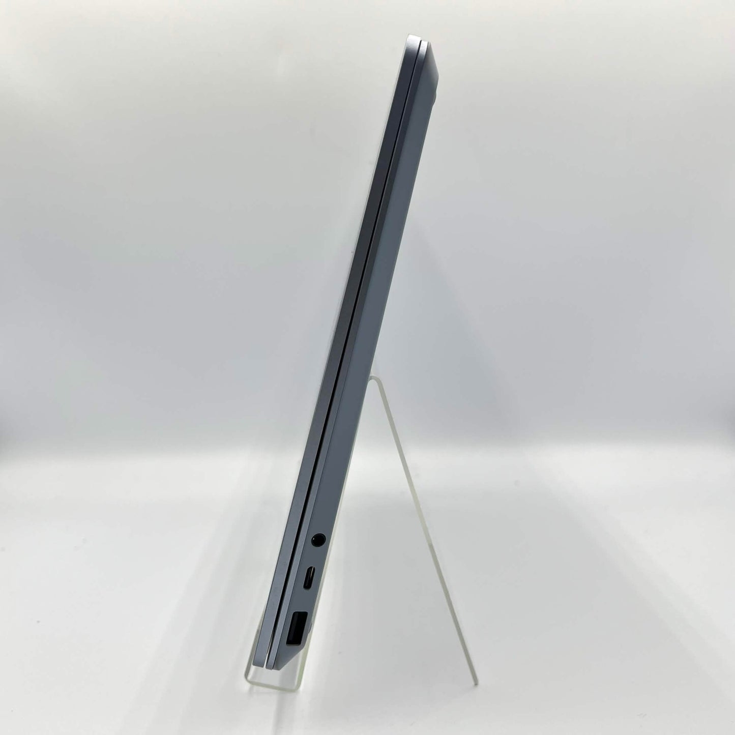 Microsoft Surface Laptop Go 3 2013 12.4" i5-1235U 1.3GHz 8GB RAM 256GB SSD