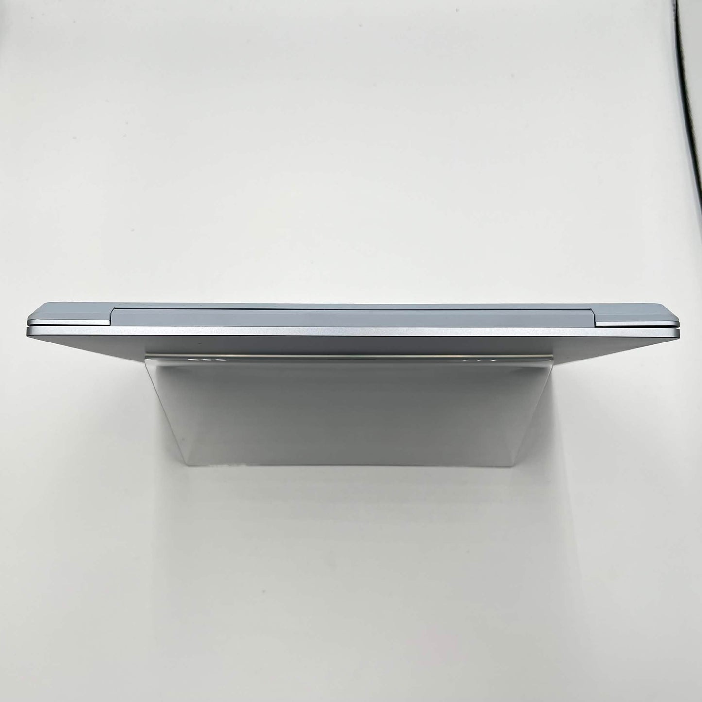 Microsoft Surface Laptop Go 3 2013 12.4" i5-1235U 1.3GHz 8GB RAM 256GB SSD