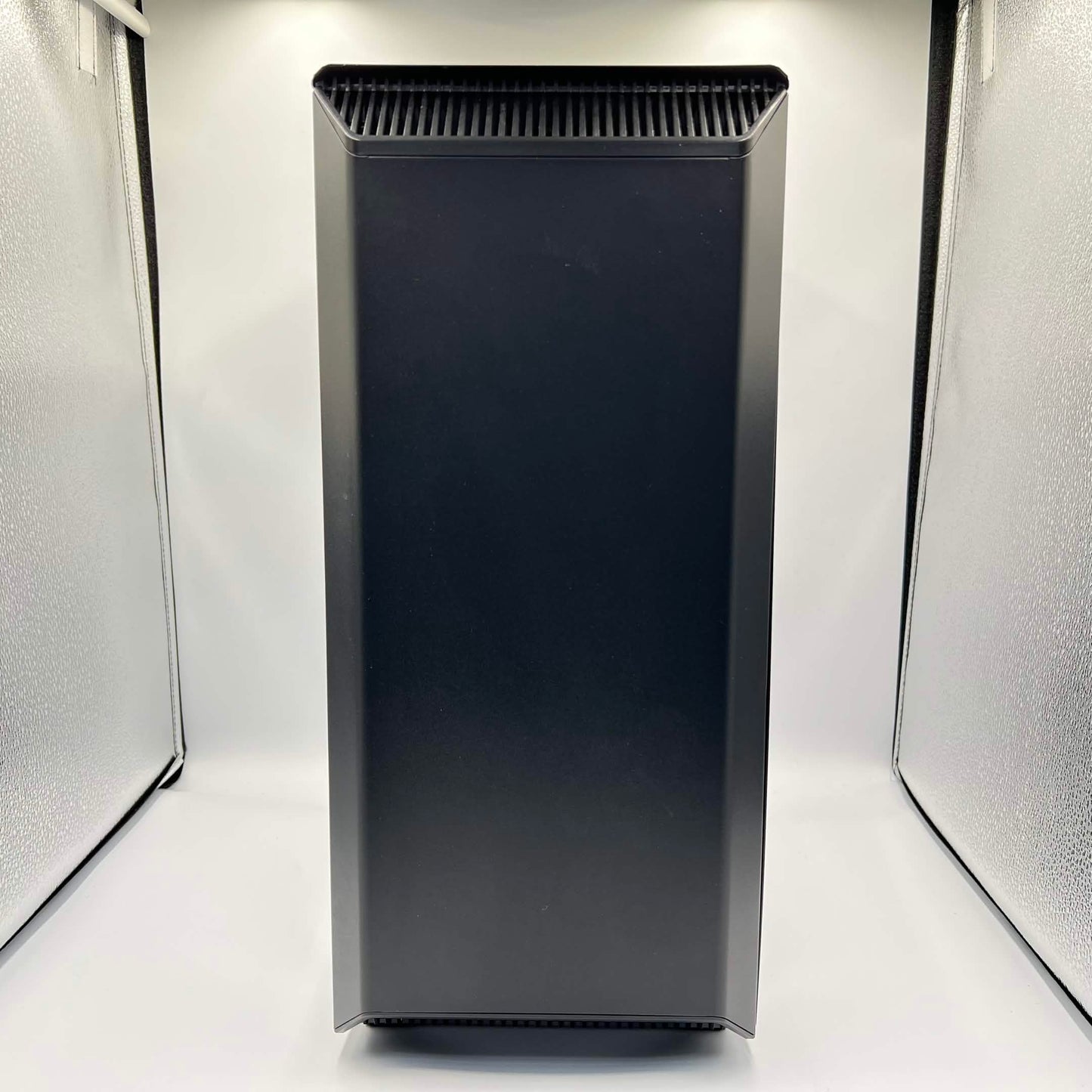Phanteks Custom PC Ryzen 5 3600 3.60GHz 16GB RAM 1TB HDD Intel Arc B580