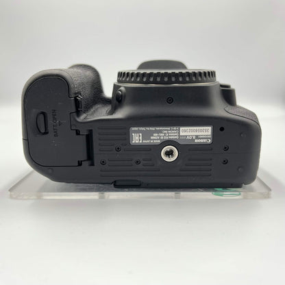 Canon EOS 90D 32.5MP Digital SLR DSLR Camera