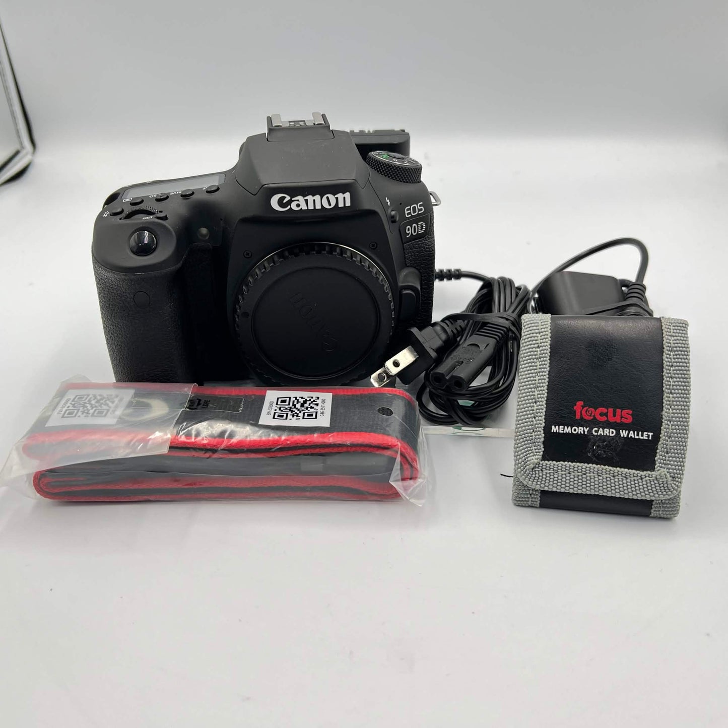 Canon EOS 90D 32.5MP Digital SLR DSLR Camera