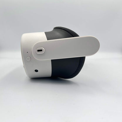 Meta Quest 3S 128GB Standalone All-in-One VR Headset P97