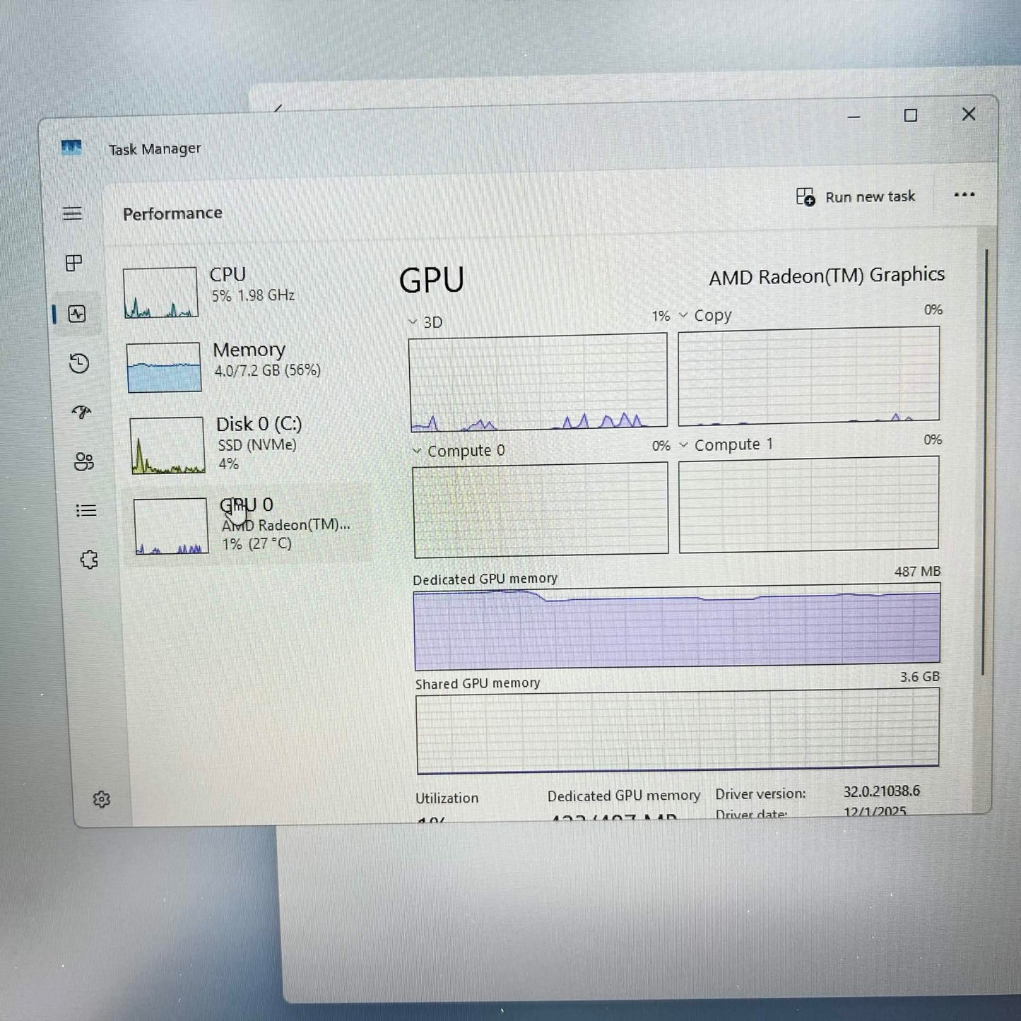 HP Laptop 17-CP2025DX 15.6" Ryzen 5 7520U 2.8GHz 8GB RAM 512GB SSD
