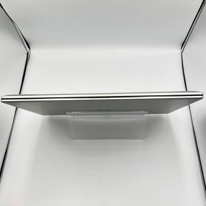 HP Laptop 17-CP2025DX 15.6" Ryzen 5 7520U 2.8GHz 8GB RAM 512GB SSD