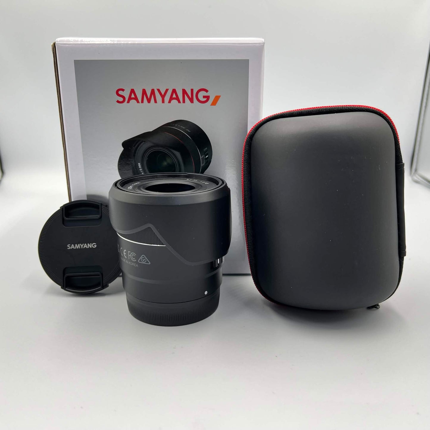 Samyang 35mm f/1.8 FE For Sony E-Mount