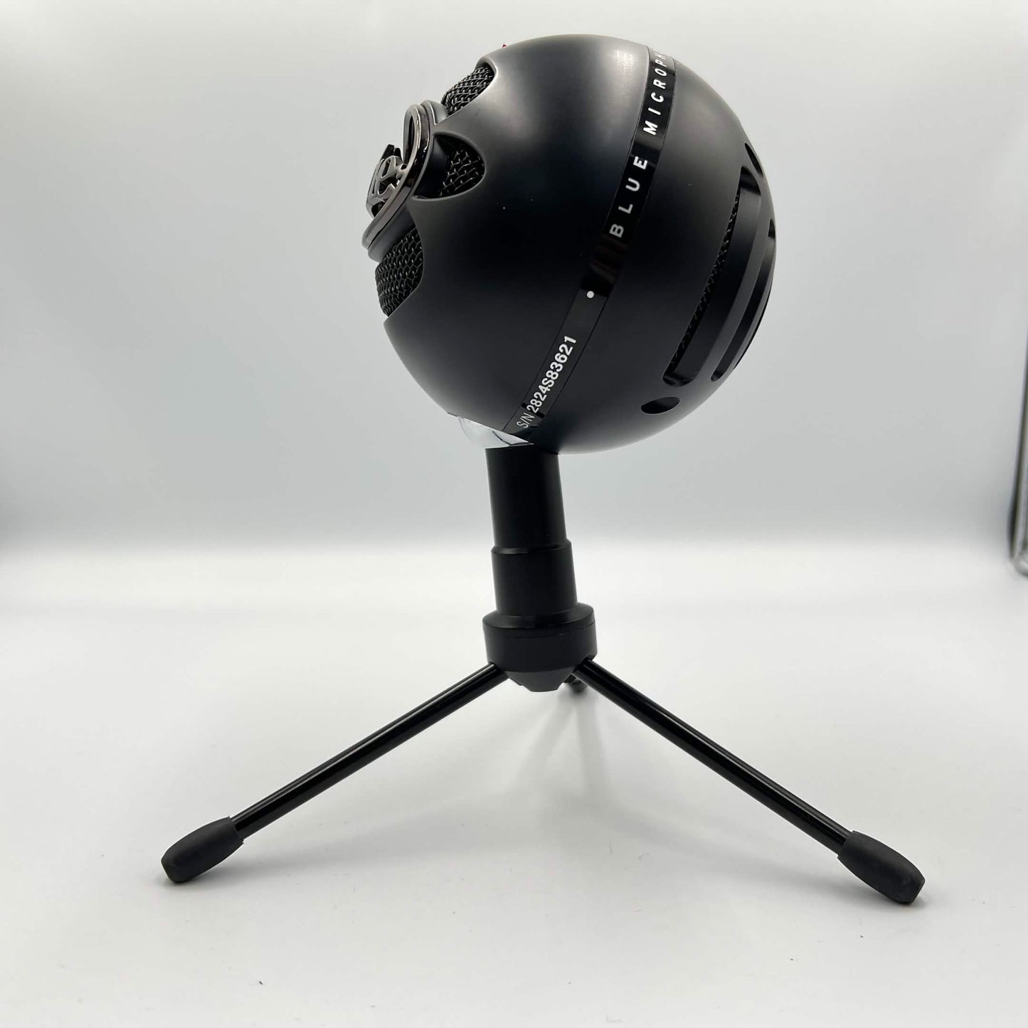Blue Snowball Condenser Studio Microphone 988-000067