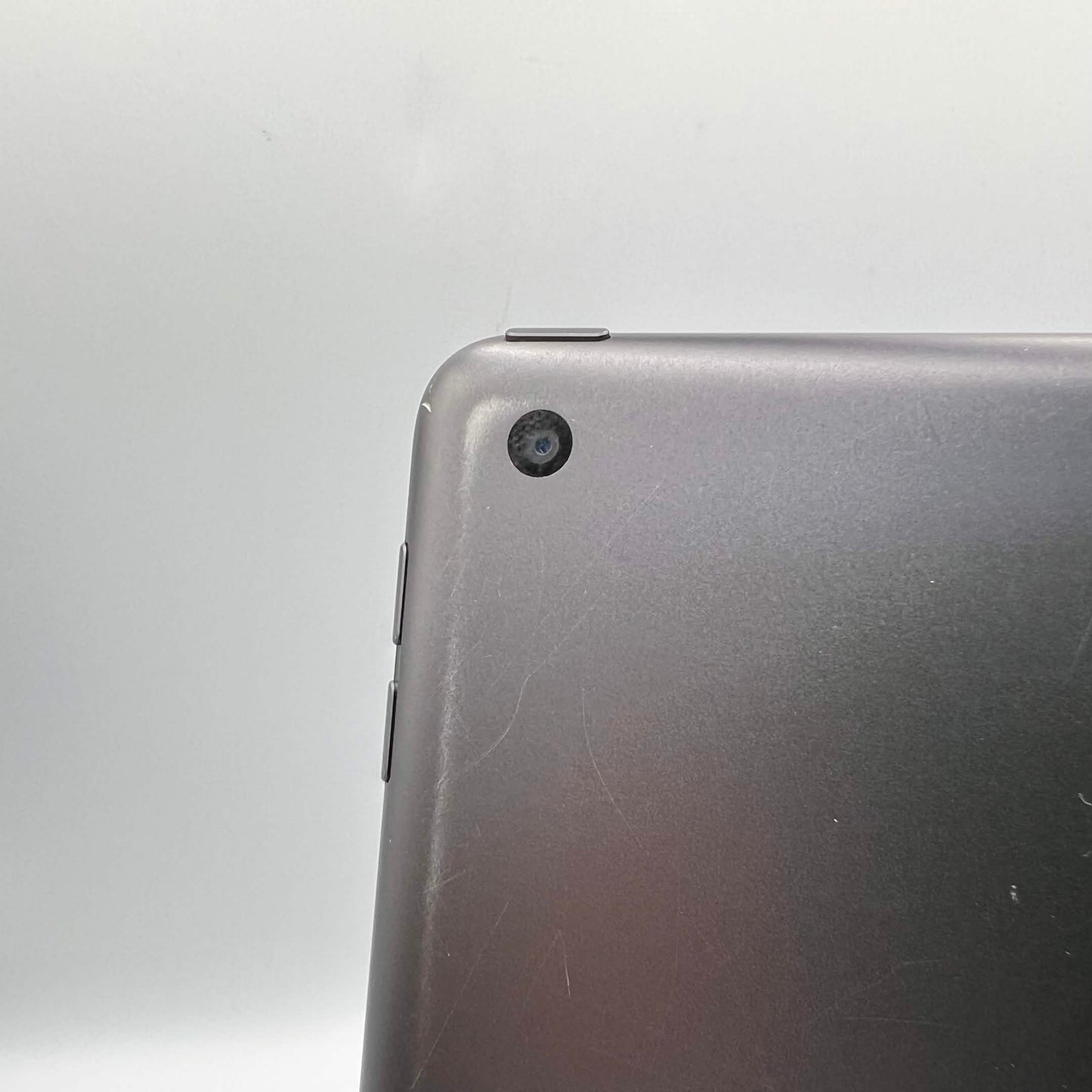 Apple iPad 9th Gen MK2K3LL/A 10.2"