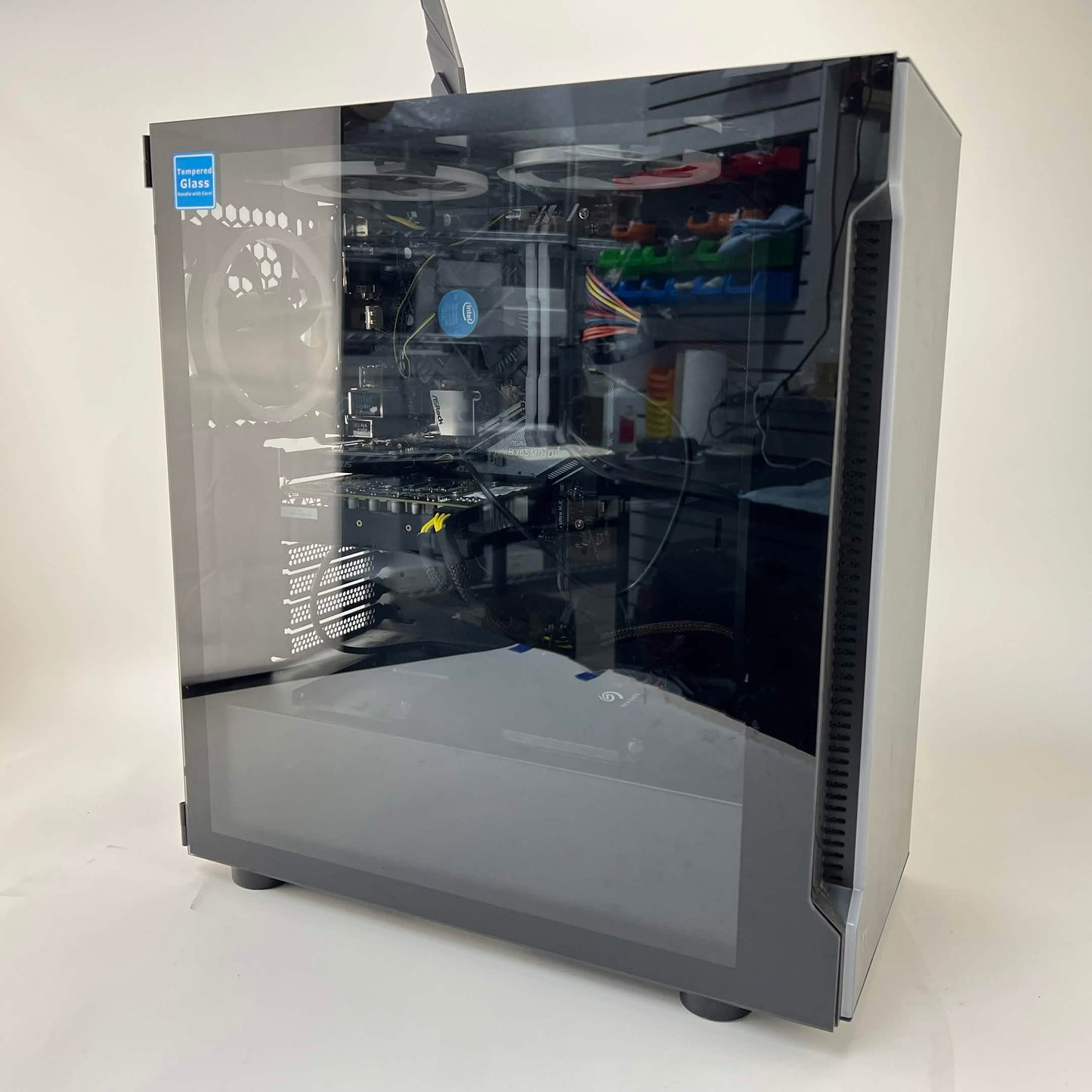 Custom PC Core i5-9400F 2.90GHz 16GB RAM 500GB SSD pny GeForce GTX 1660