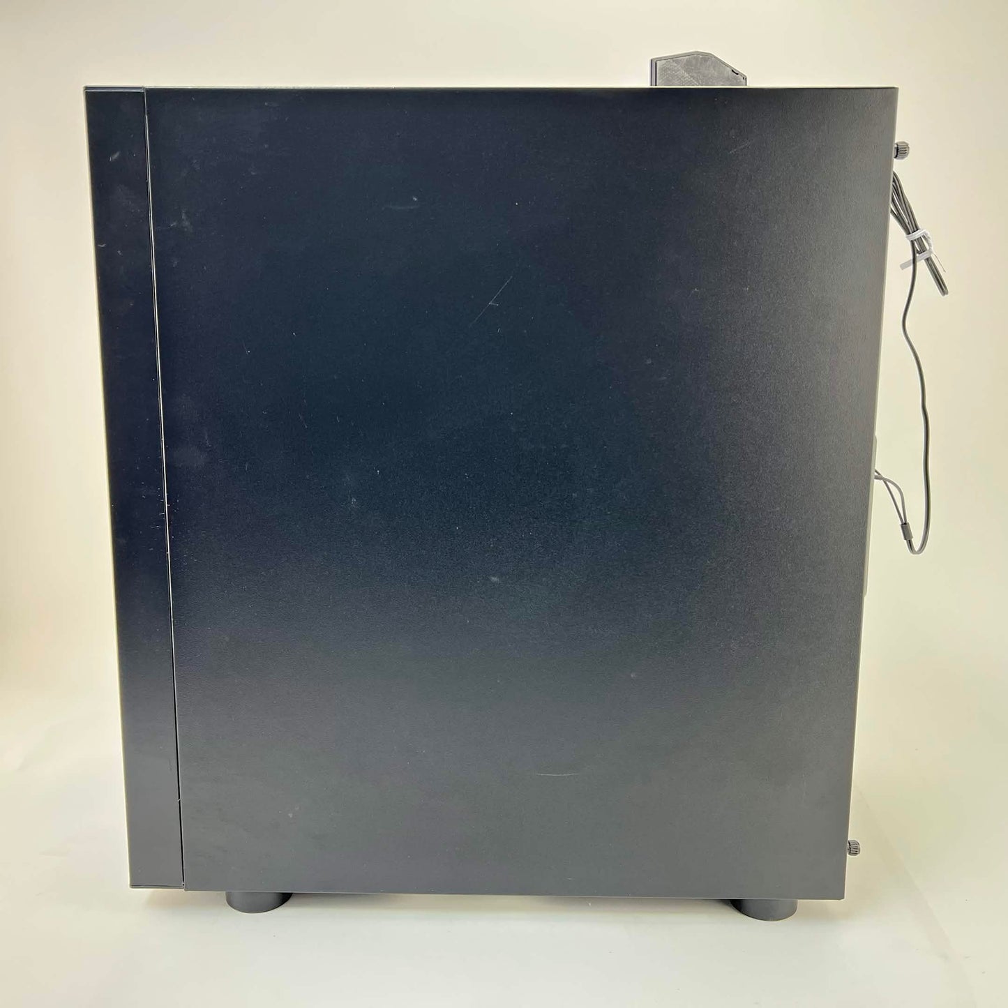 Custom PC Core i5-9400F 2.90GHz 16GB RAM 500GB SSD pny GeForce GTX 1660