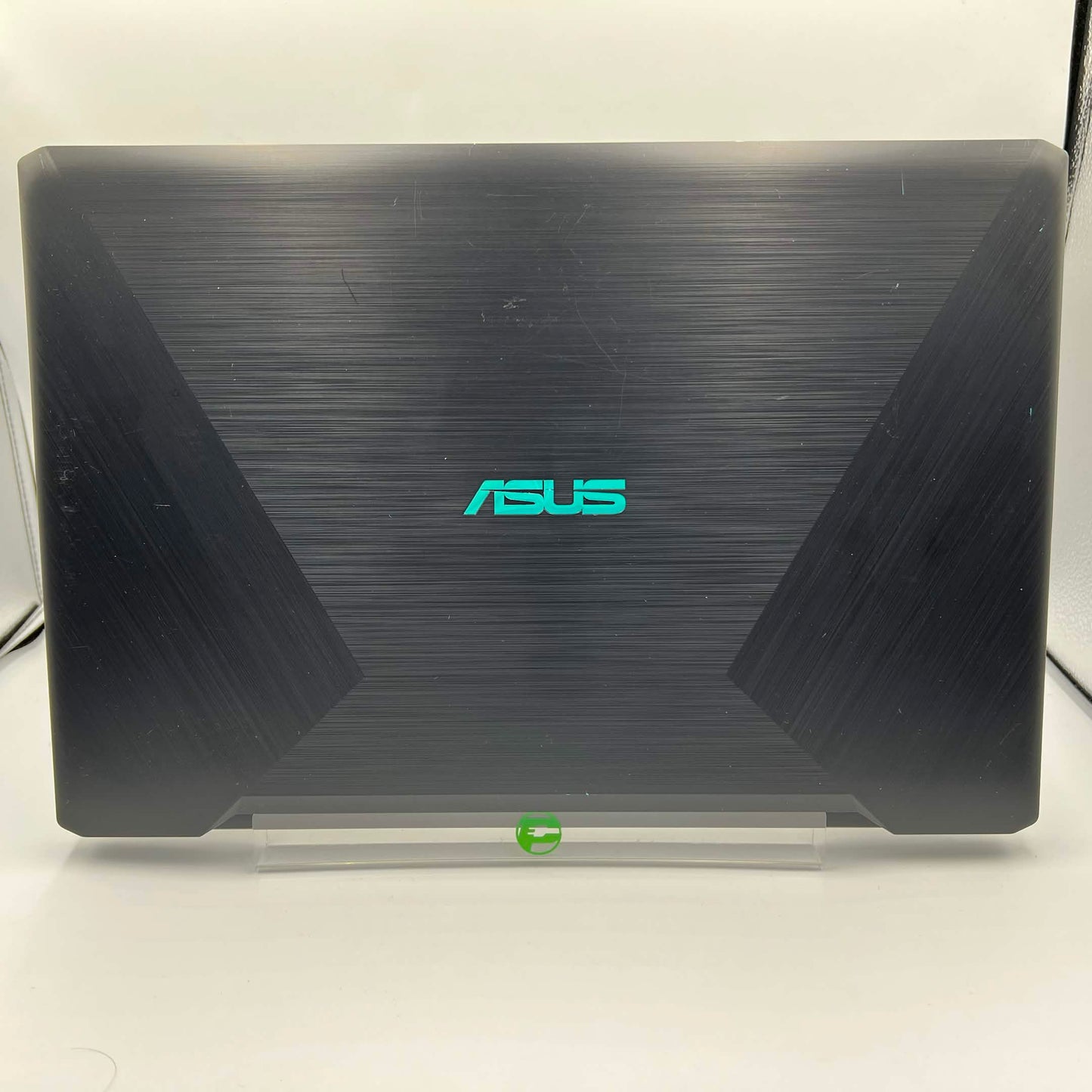 Asus Vivobook 15 K570U 15.6" i7-8550U 1.8GHz 16GB RAM 1TB HDD 256GB SSD GeForce GTX 1050