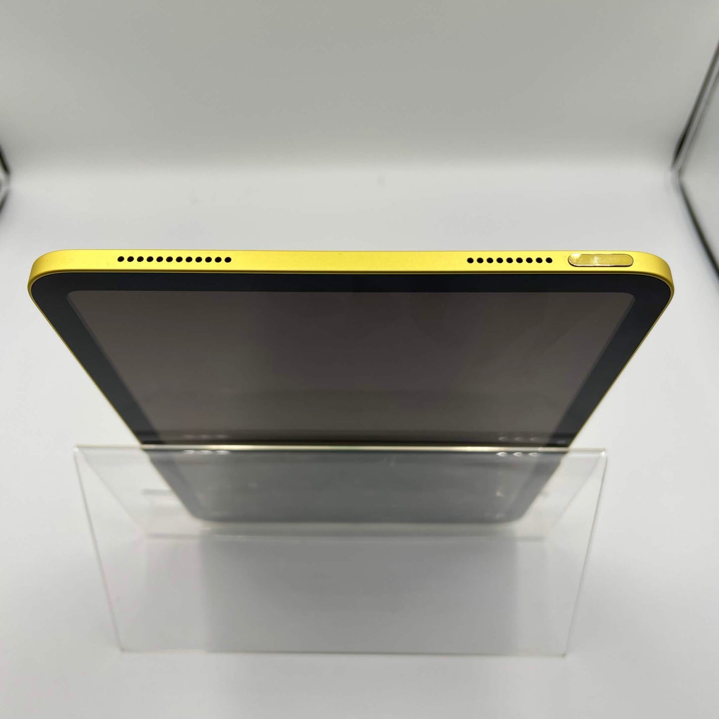 WiFi Only Apple iPad 11" (A16) 128GB Yellow MD4D4LL/A