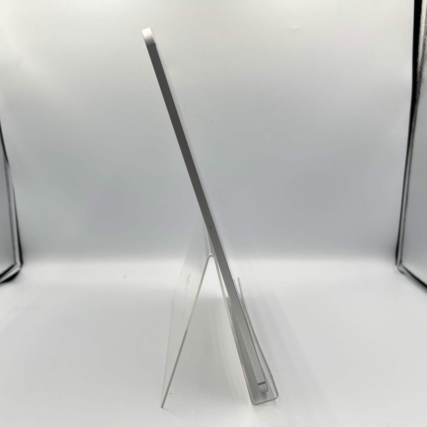 WiFi Only Apple iPad Pro 12.9" 5th Gen 1TB Silver MHP23LL/A