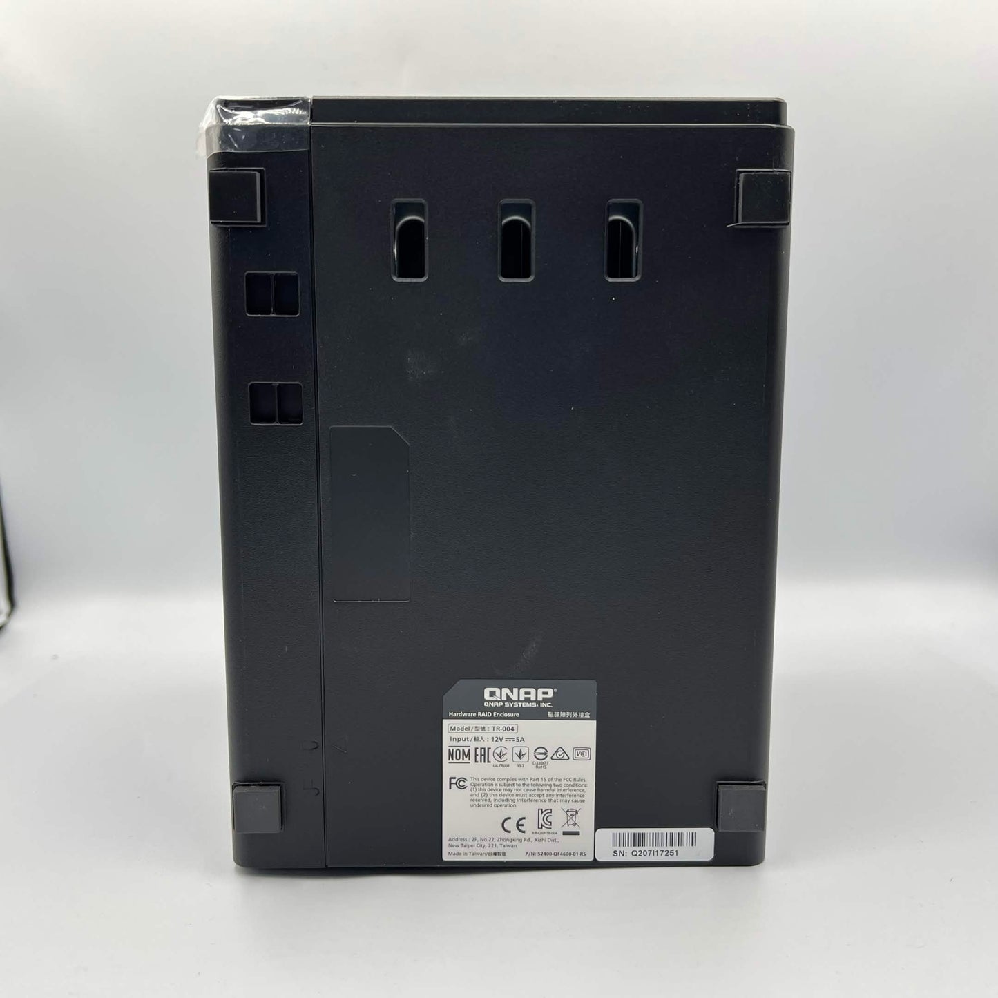 QNAP TR-004 4-bay USB Type-C hardware RAID enclosure TR-004-US