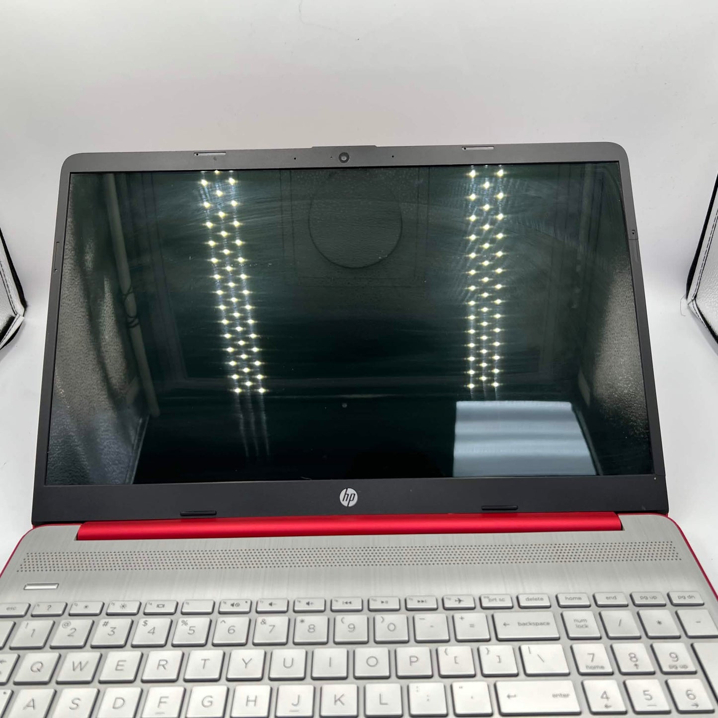HP Laptop 15-DW0083WM 15.6" Pentium Silver N5030 1.1GHz 8GB RAM 128GB SSD