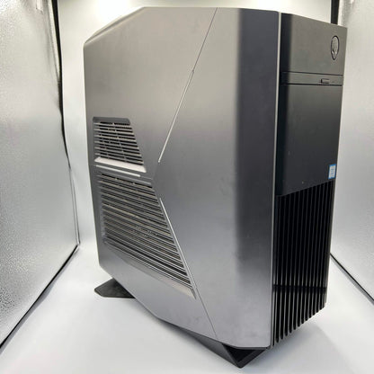 Alienware Aurora R7 AWAUR7-7066SLV-PUS Core i7-8700K 3.70GHz 16GB RAM 256GB SSD 2TB HDD GeForce RTX 2080