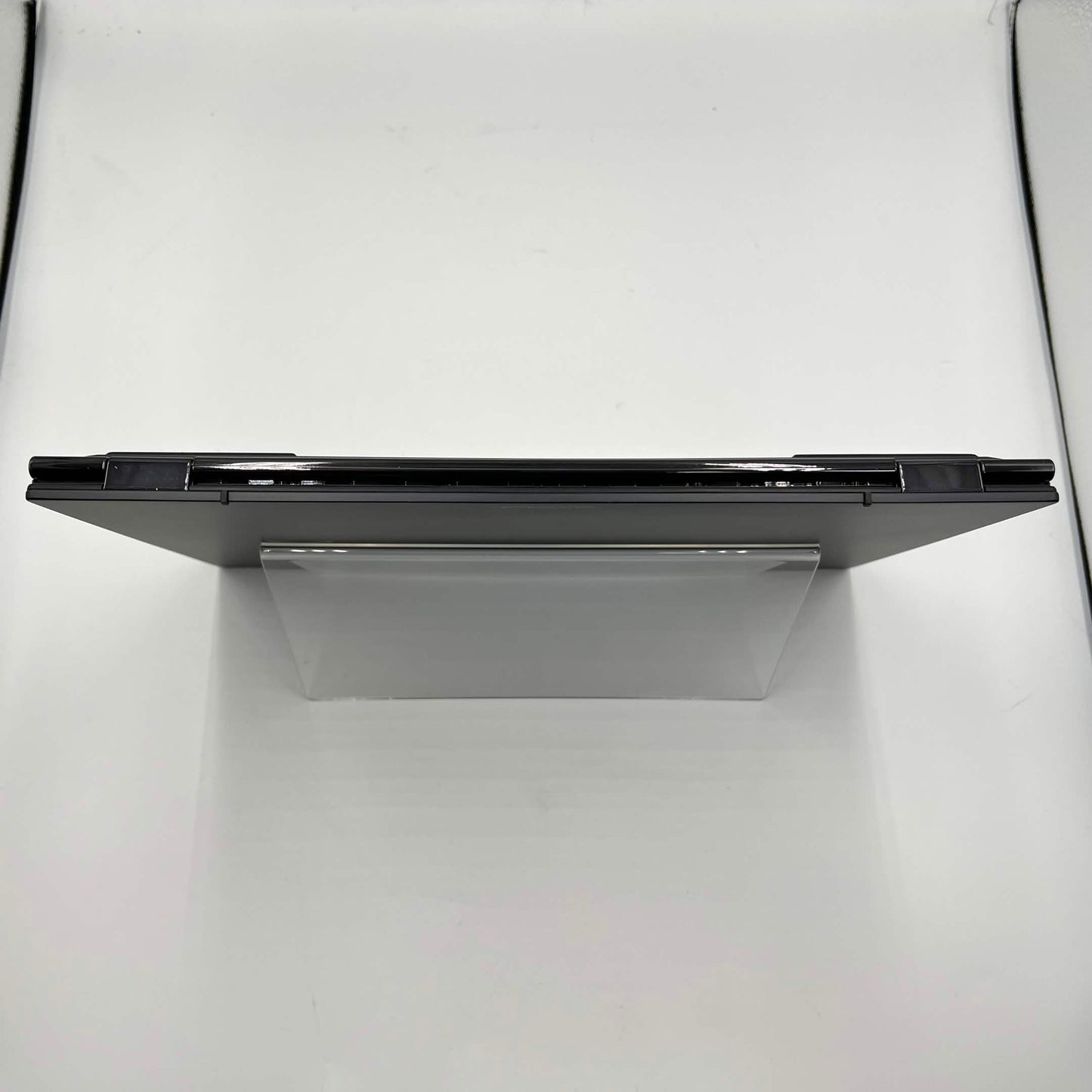 Asus Zenbook 14 OLED UM3420Y 14" Ryzen 5 7530U 2.0GHz 8GB RAM 256GB SSD