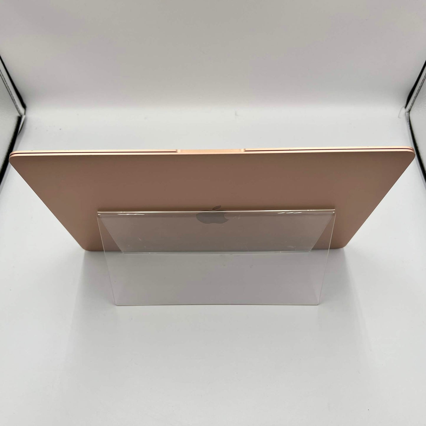 2020 Apple MacBook Air 13.3" i3 1.1GHz 8GB RAM 256GB SSD Rose Gold A2179