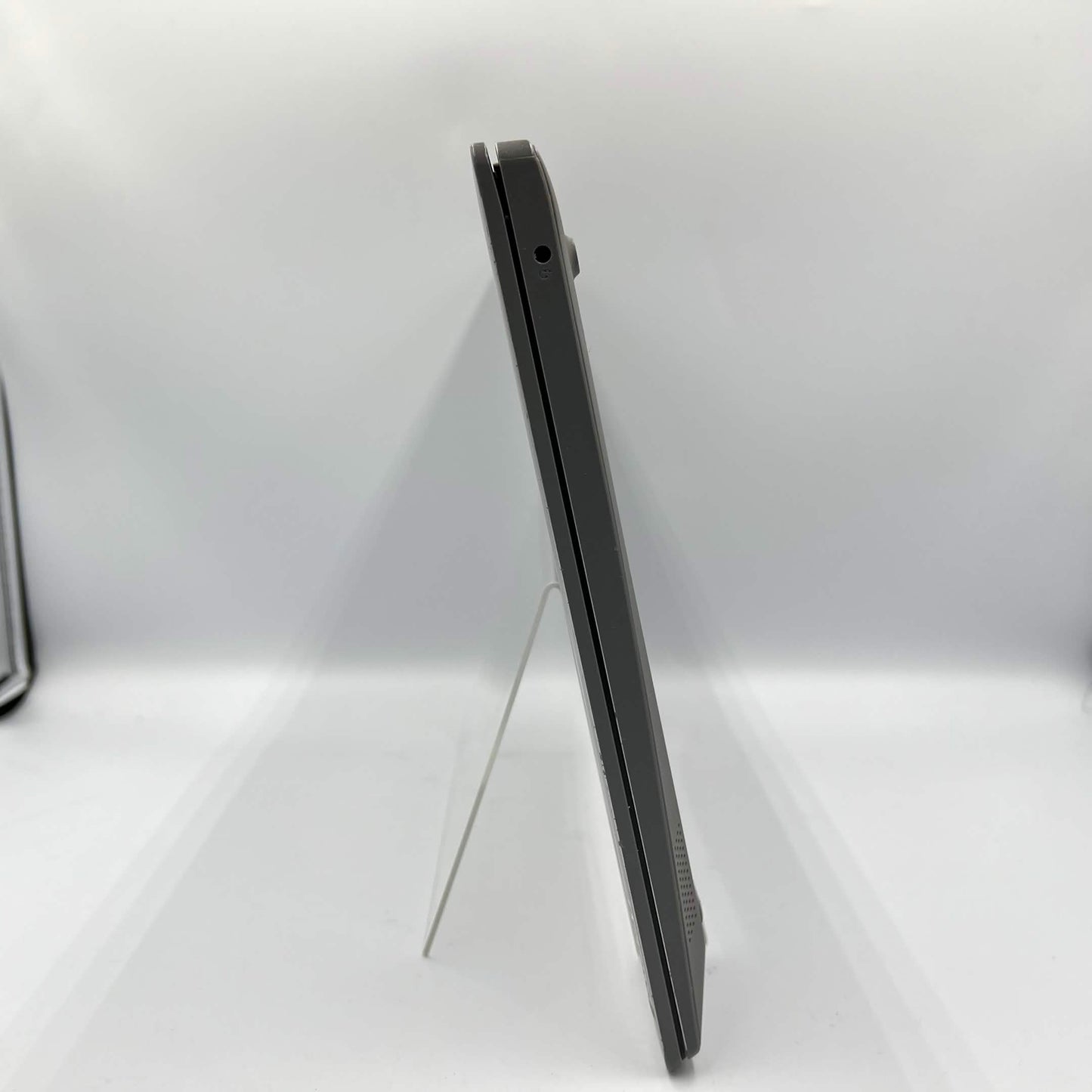 Lenovo IdeaPad 1 81VU 14" Pentium Silver N5030 1.1GHz 4GB RAM 128GB SSD