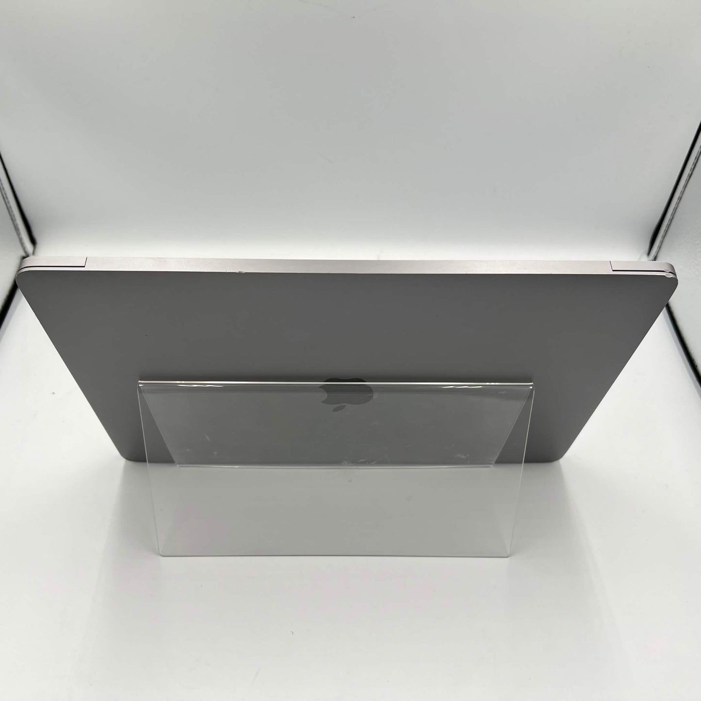 2020 Apple MacBook Pro 13.3" i5 1.4GHz 8GB RAM 256GB SSD Silver A2289