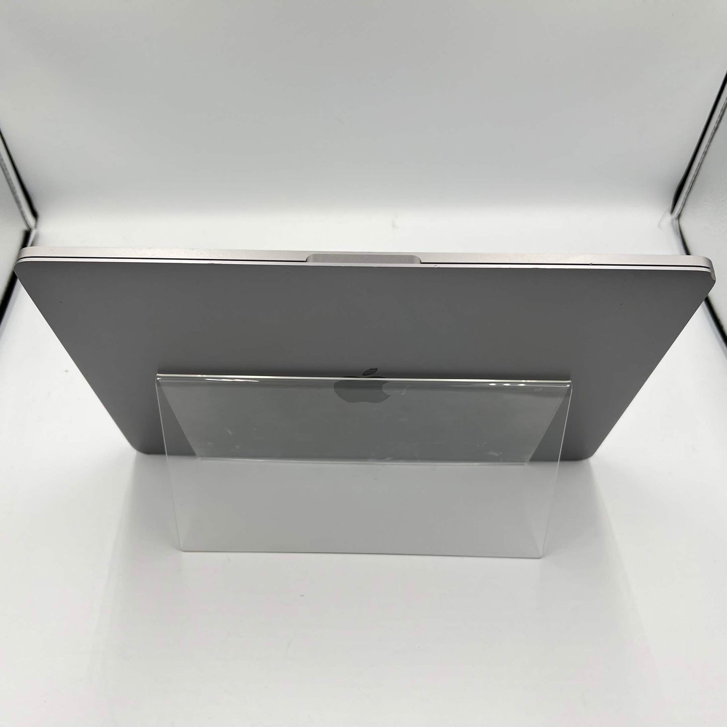 2020 Apple MacBook Pro 13.3" i5 1.4GHz 8GB RAM 256GB SSD Silver A2289