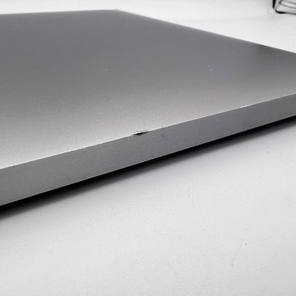 2020 Apple MacBook Pro 13.3" i5 1.4GHz 8GB RAM 256GB SSD Silver A2289