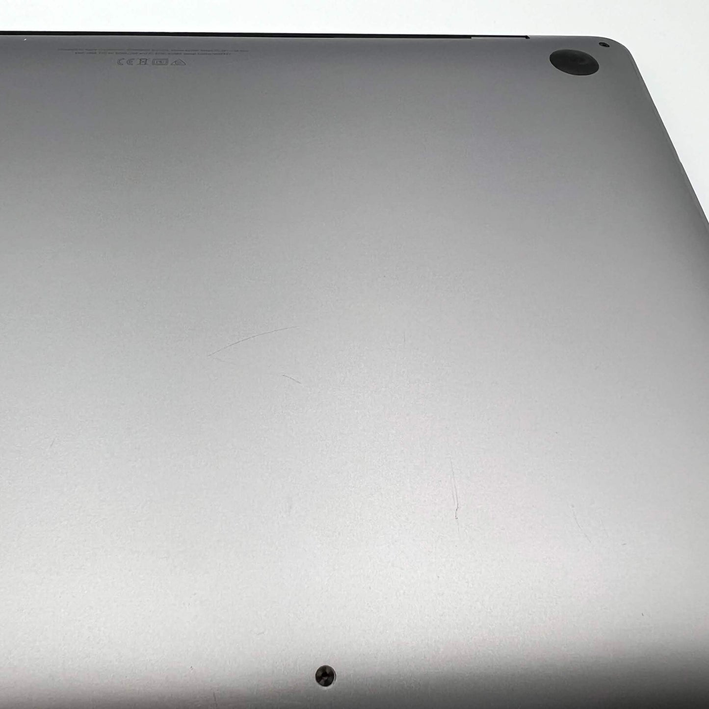 2020 Apple MacBook Pro 13.3" i5 1.4GHz 8GB RAM 256GB SSD Silver A2289