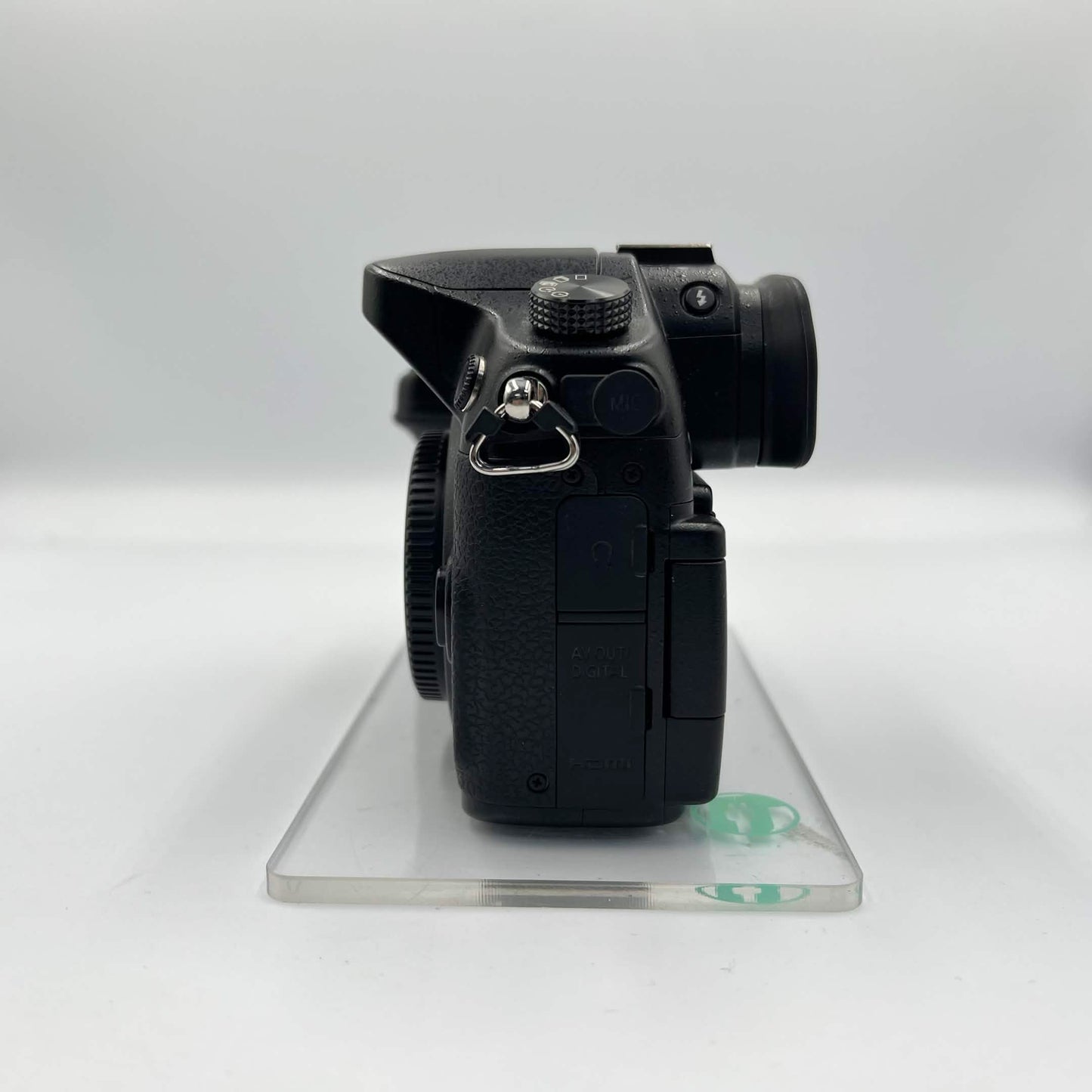 Panasonic Lumix GH4 DMC-GH4 16.5MP Micro Four Thirds 4/3 Mount Mirrorless Camera 6277 Shutter Count